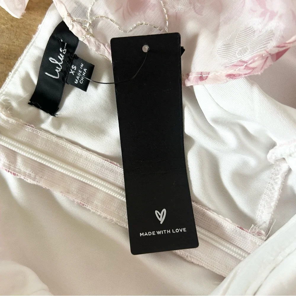 ⭐️ NEW Lulu's XS Ivory Pink Floral Lace-Trim Bustier Romper Corquette - Picture 3 of 12